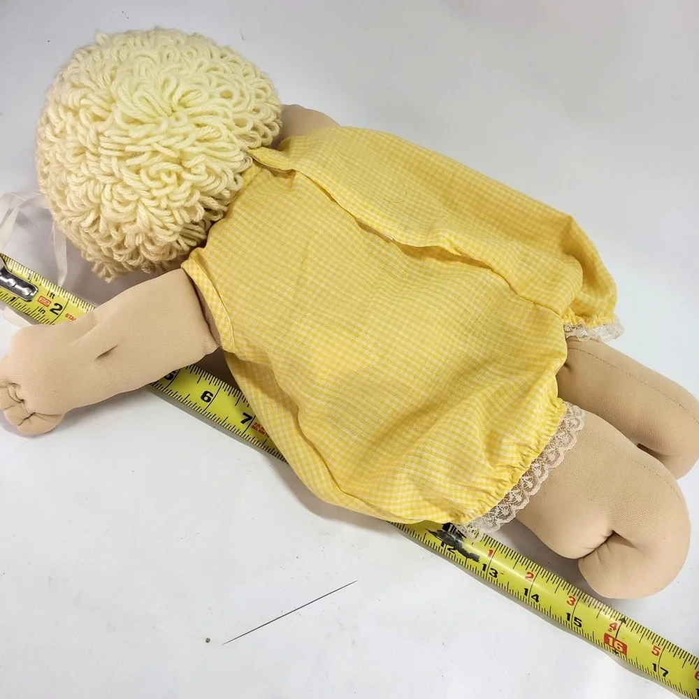 Vintage 1985 Cabbage Patch Kid Doll Blonde Yarn Hair Blue Eyes Toothy 16in